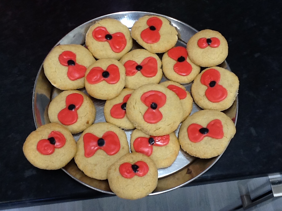 Biscuits decorated as poppies 